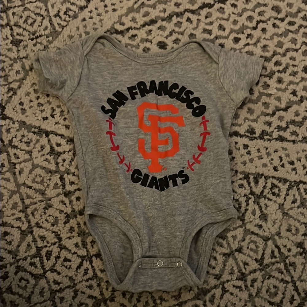 San Francisco Giants Gray Baby Onesie size 3-6 months